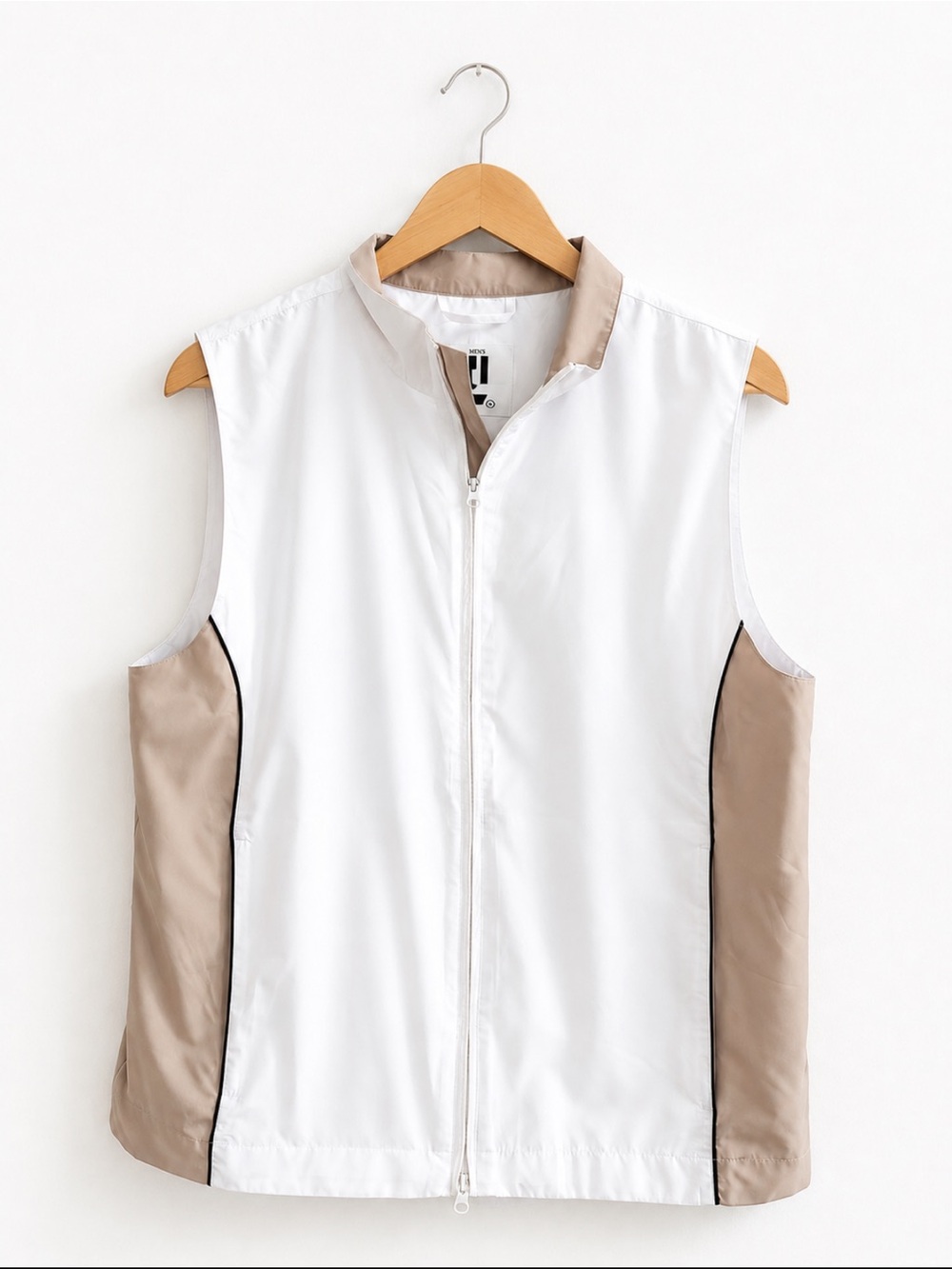 FootJoy Women’s Full Zip Sleeveless Golf Vest White Beige Black Trim Size M